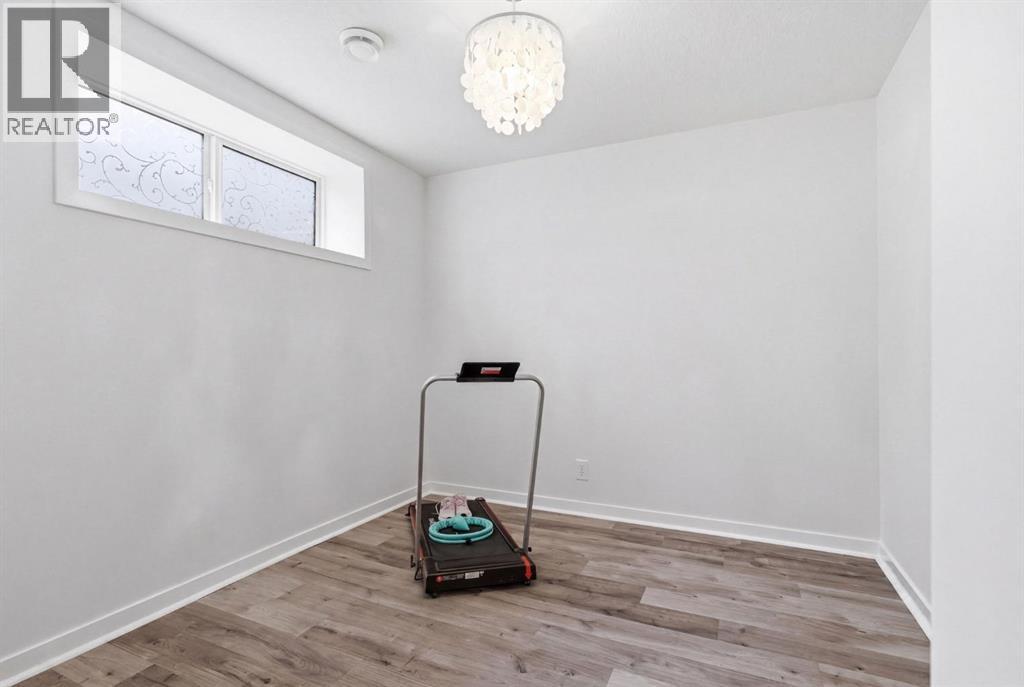 773 River Heights Crescent, Cochrane