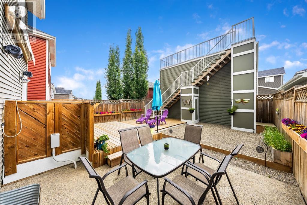 773 River Heights Crescent, Cochrane