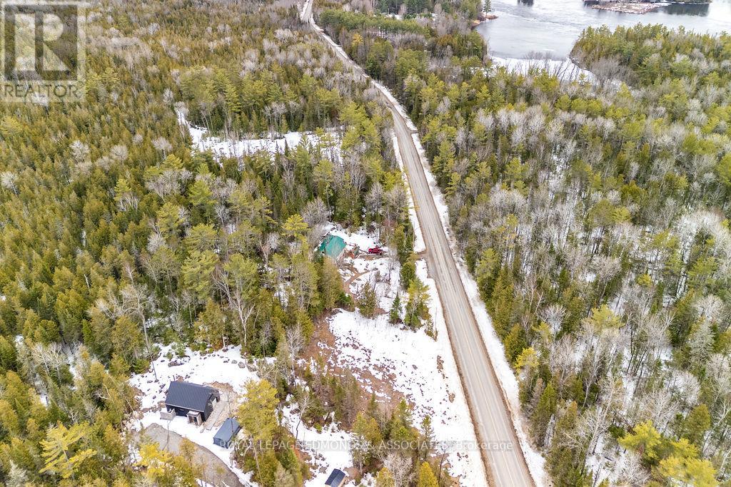 00 RAPID ROAD — photo 11
