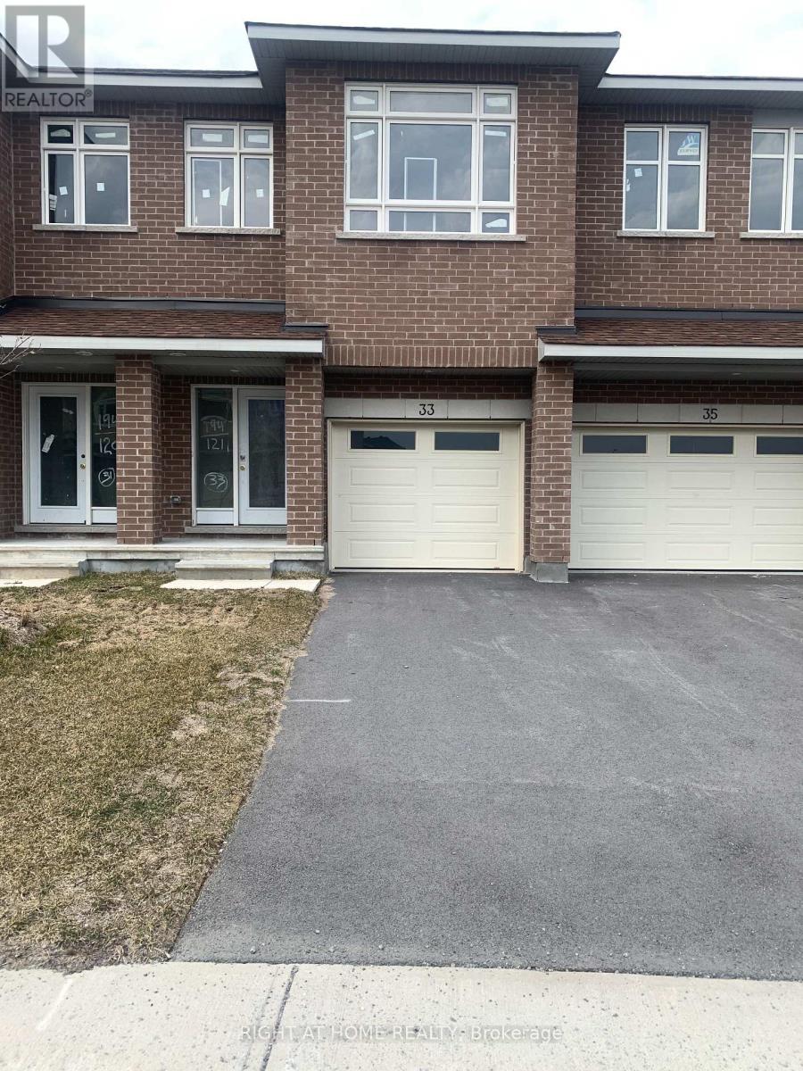 33 WYLIE WAY - 1
