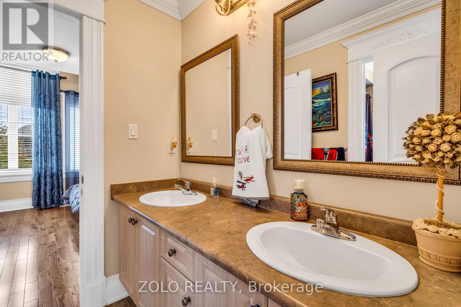15 OZNER CRESCENT - 21