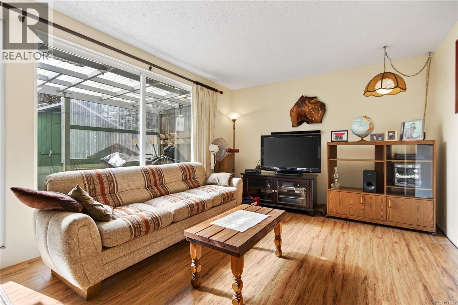 #10 1440 13TH ST - 17