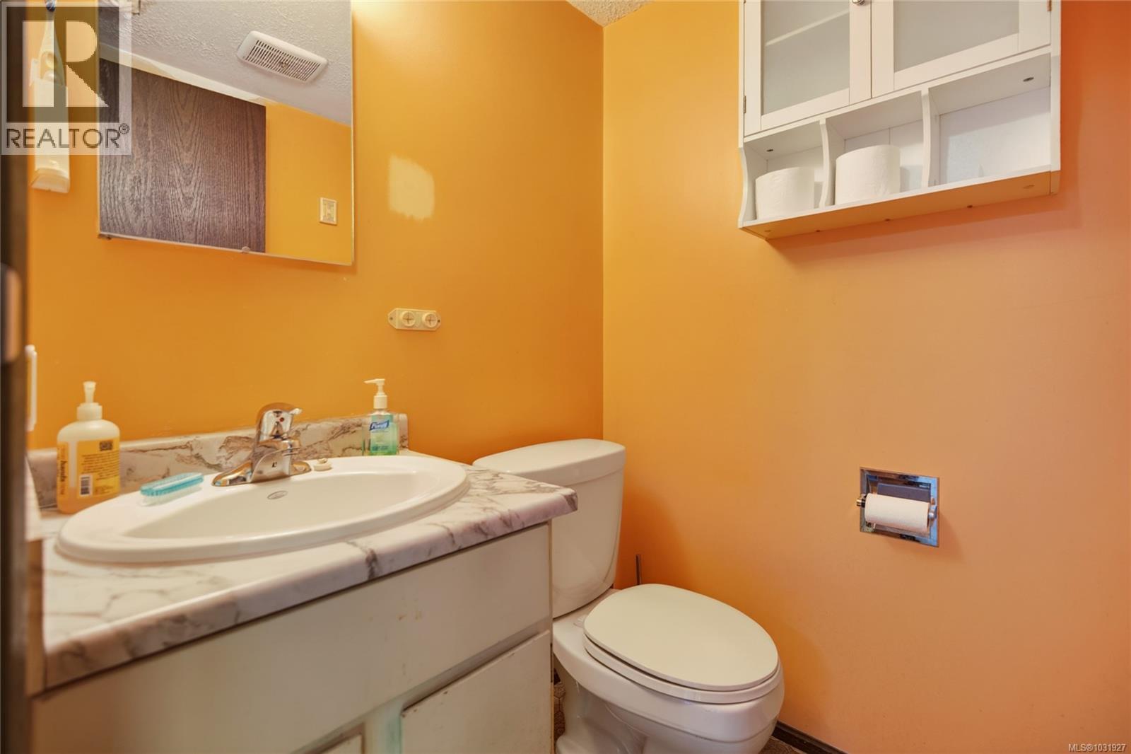 #10 1440 13TH ST - 18