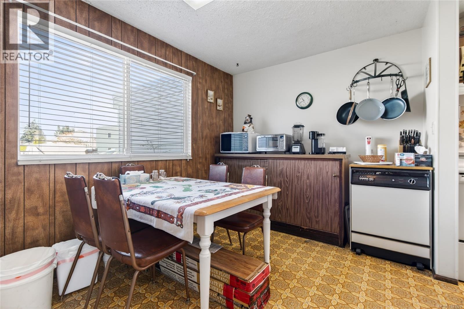 #10 1440 13TH ST - 6