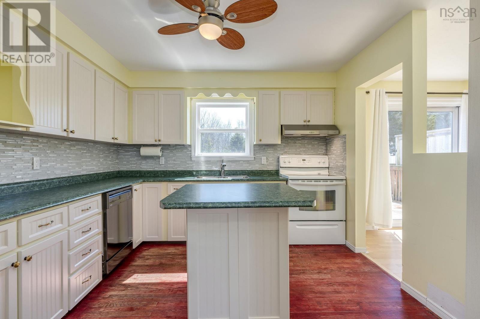 Property 13 of 50 of 27 Shoreview Drive