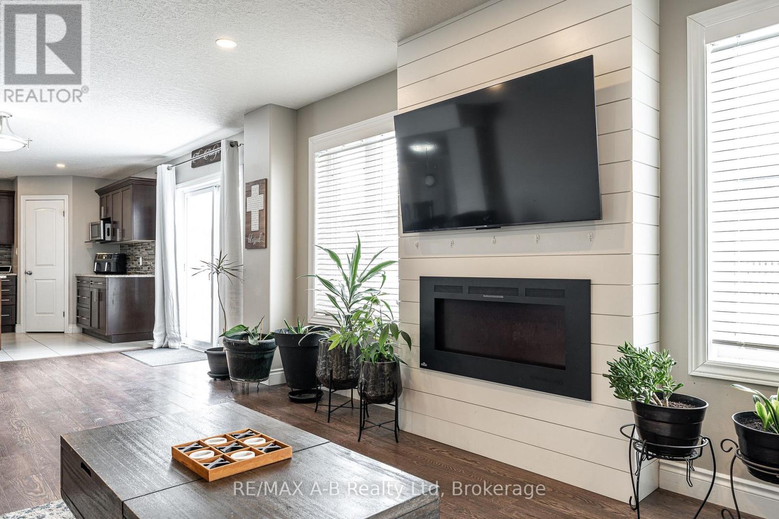 94 WILSON COURT, St. Marys, Ontario, N4X0B6 — Photo 15