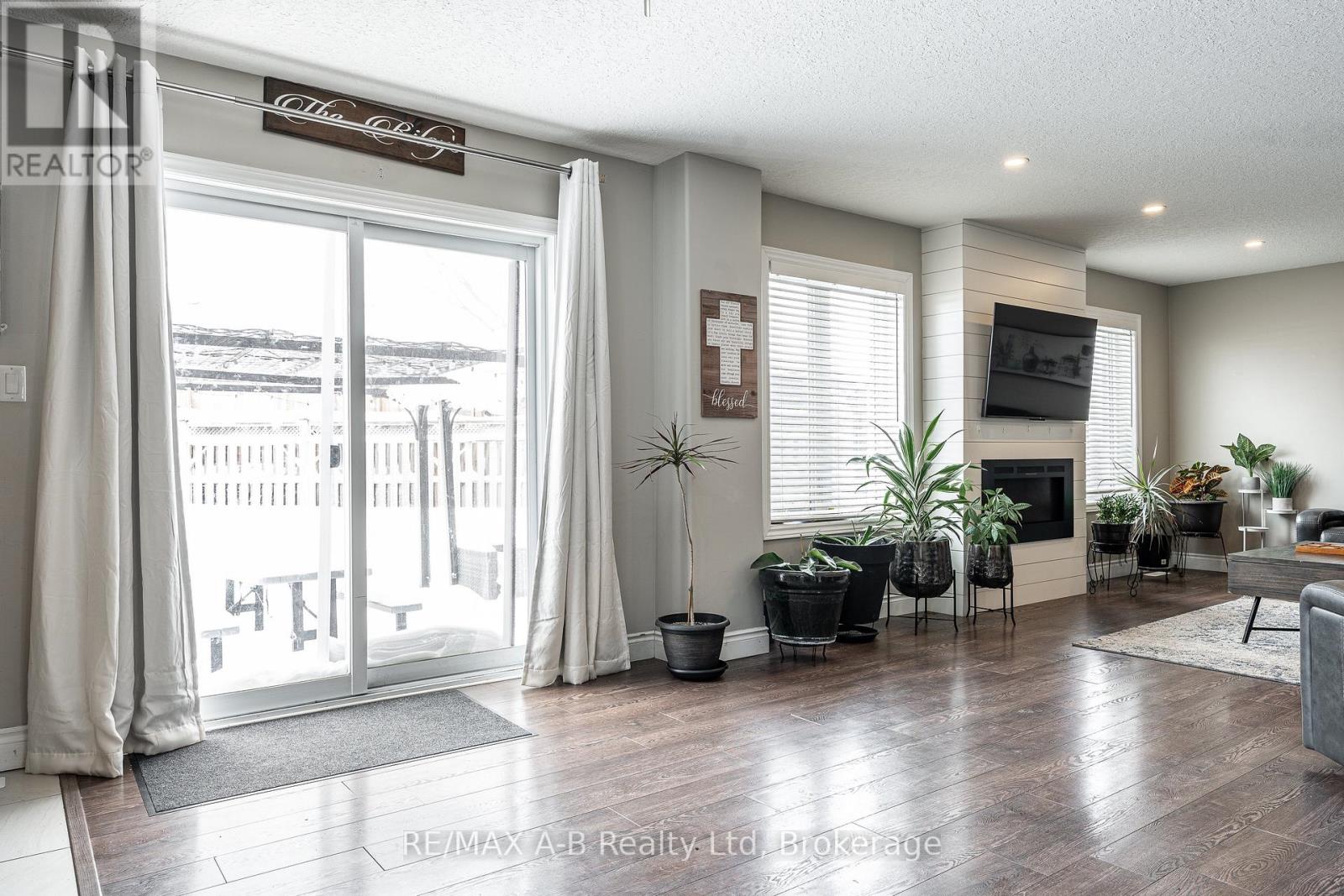 94 WILSON COURT, St. Marys, Ontario, N4X0B6 — Photo 12