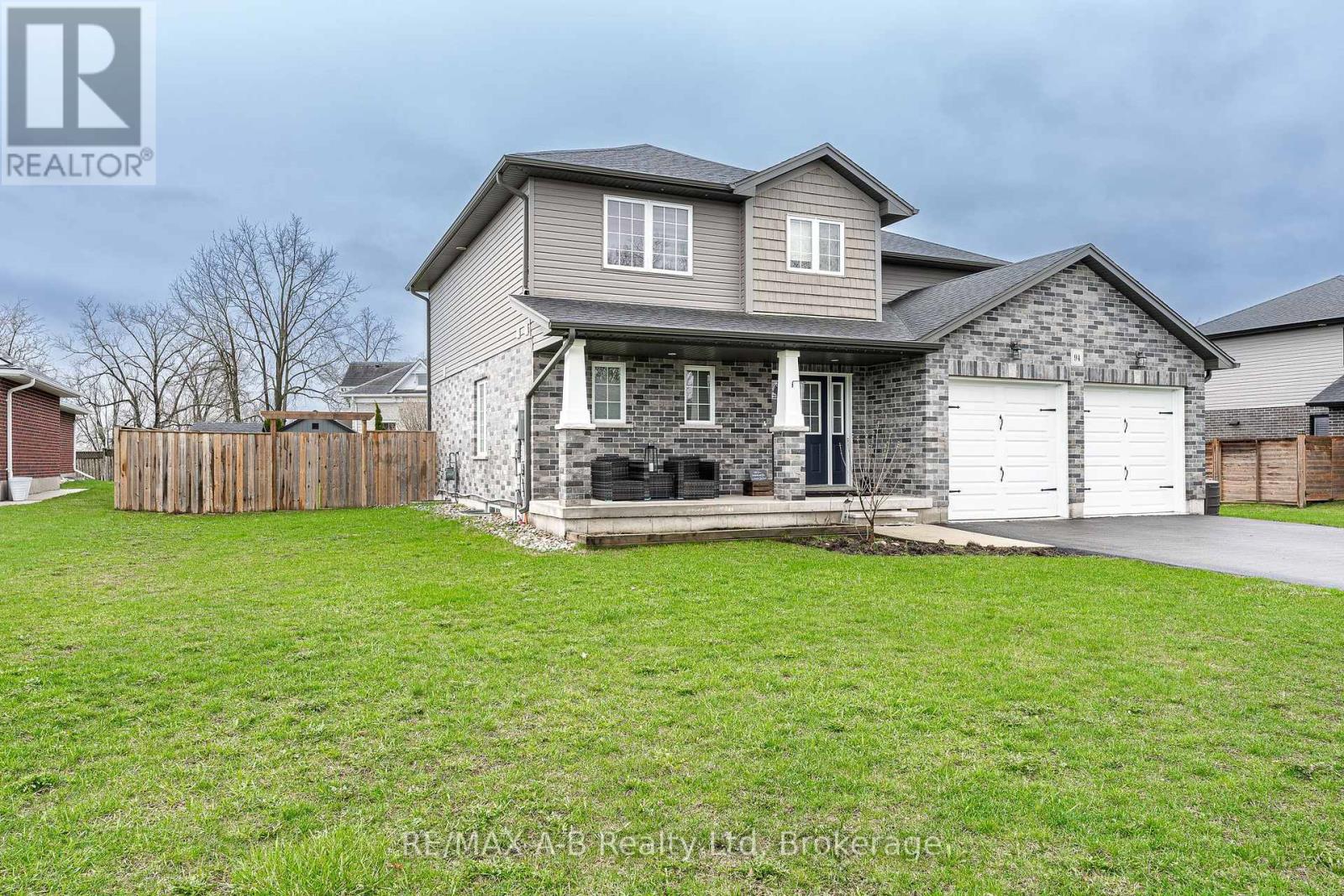 94 WILSON COURT, St. Marys, Ontario, N4X0B6 — Photo 3