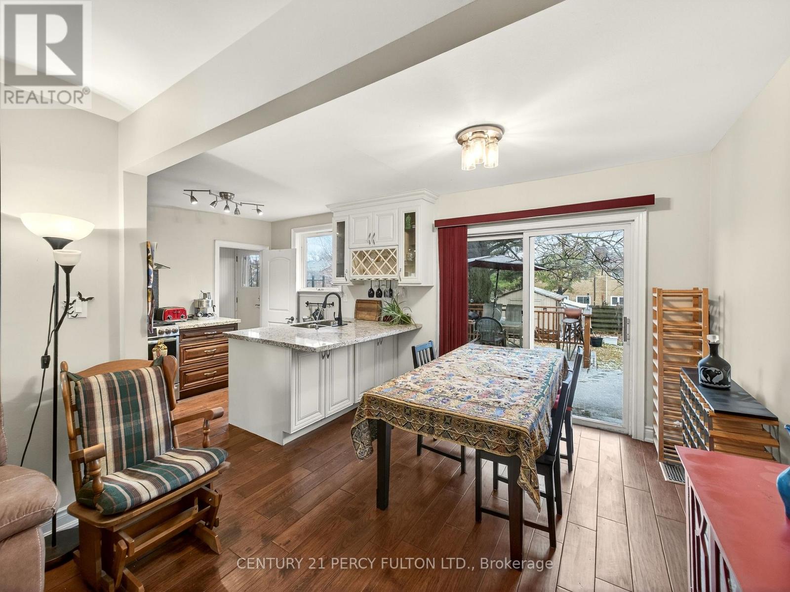 840 BEM AVENUE — photo 10