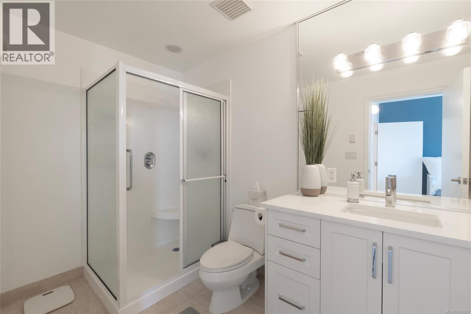 740/741 205 Kimta Road, Victoria