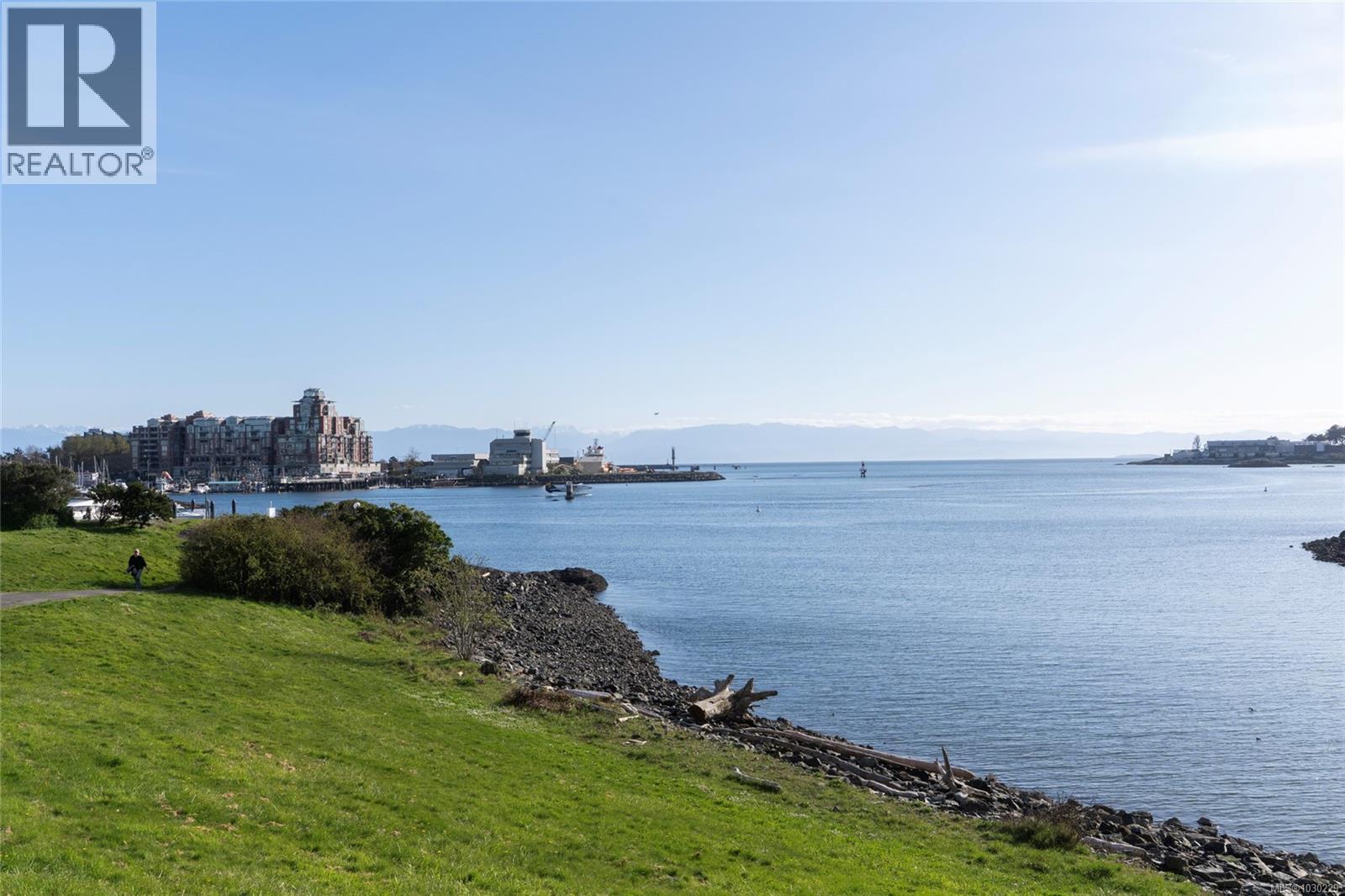 740/741 205 Kimta Road, Victoria