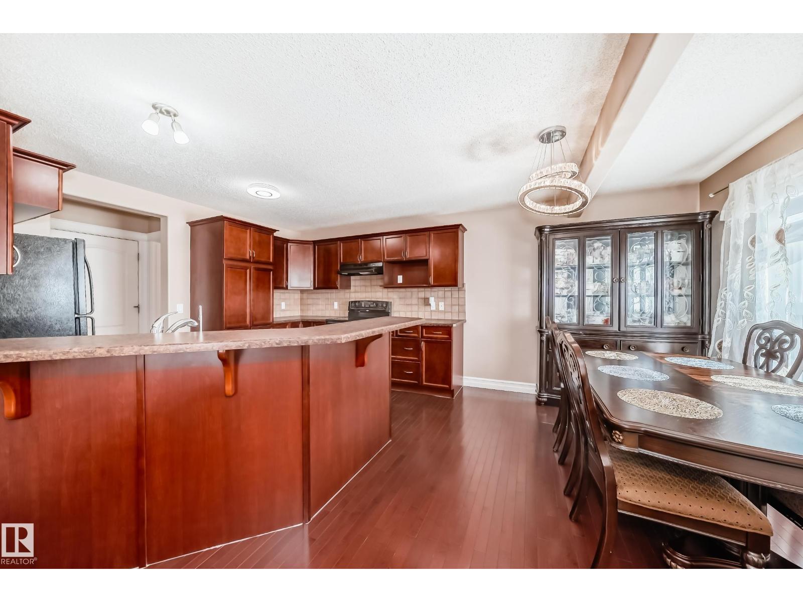 11415 167A AV NW - 15