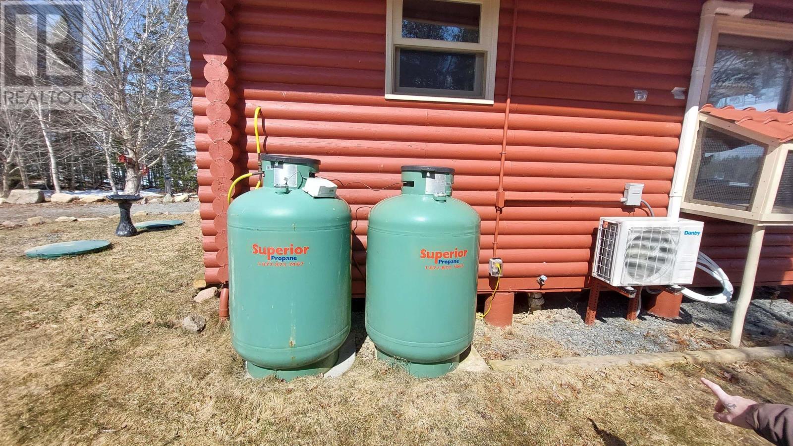 Property 11 of 31 of 60 Hummingbird Lane