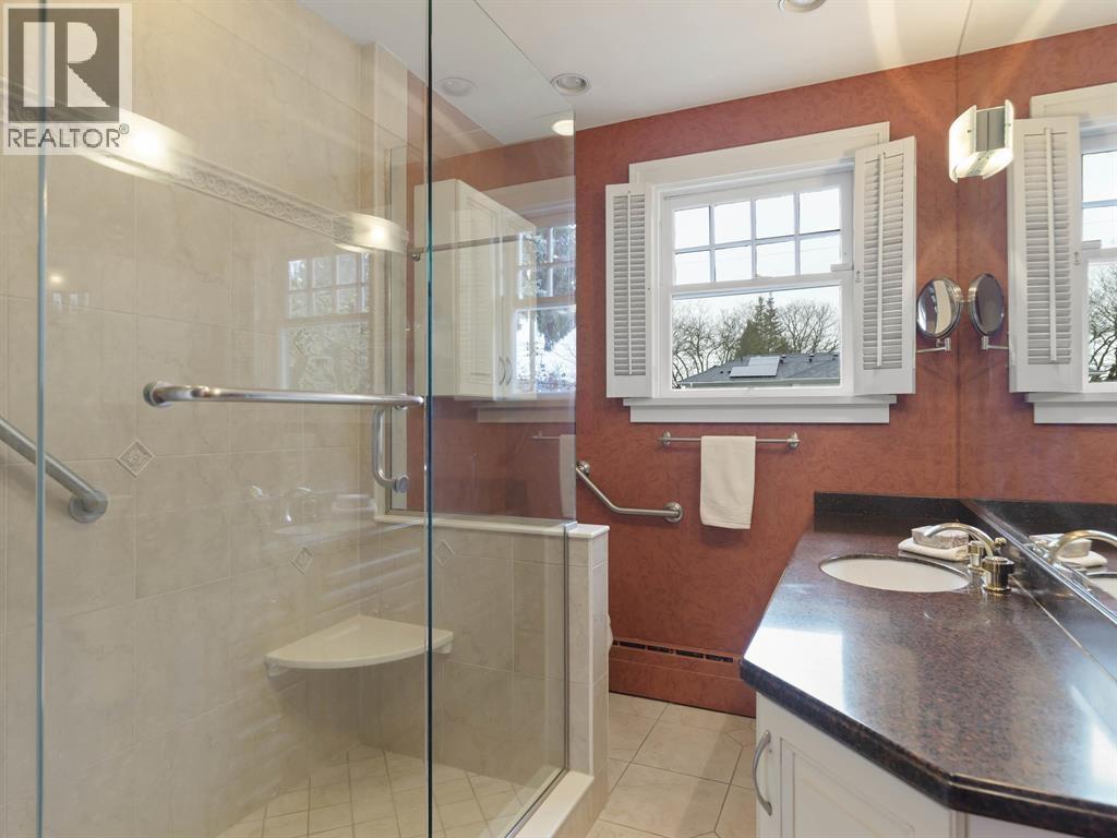 5 Bed, 3 Bath House for Rent in Vancouver – 4XXX MARGUERITE STREET, Vancouver - Image 29