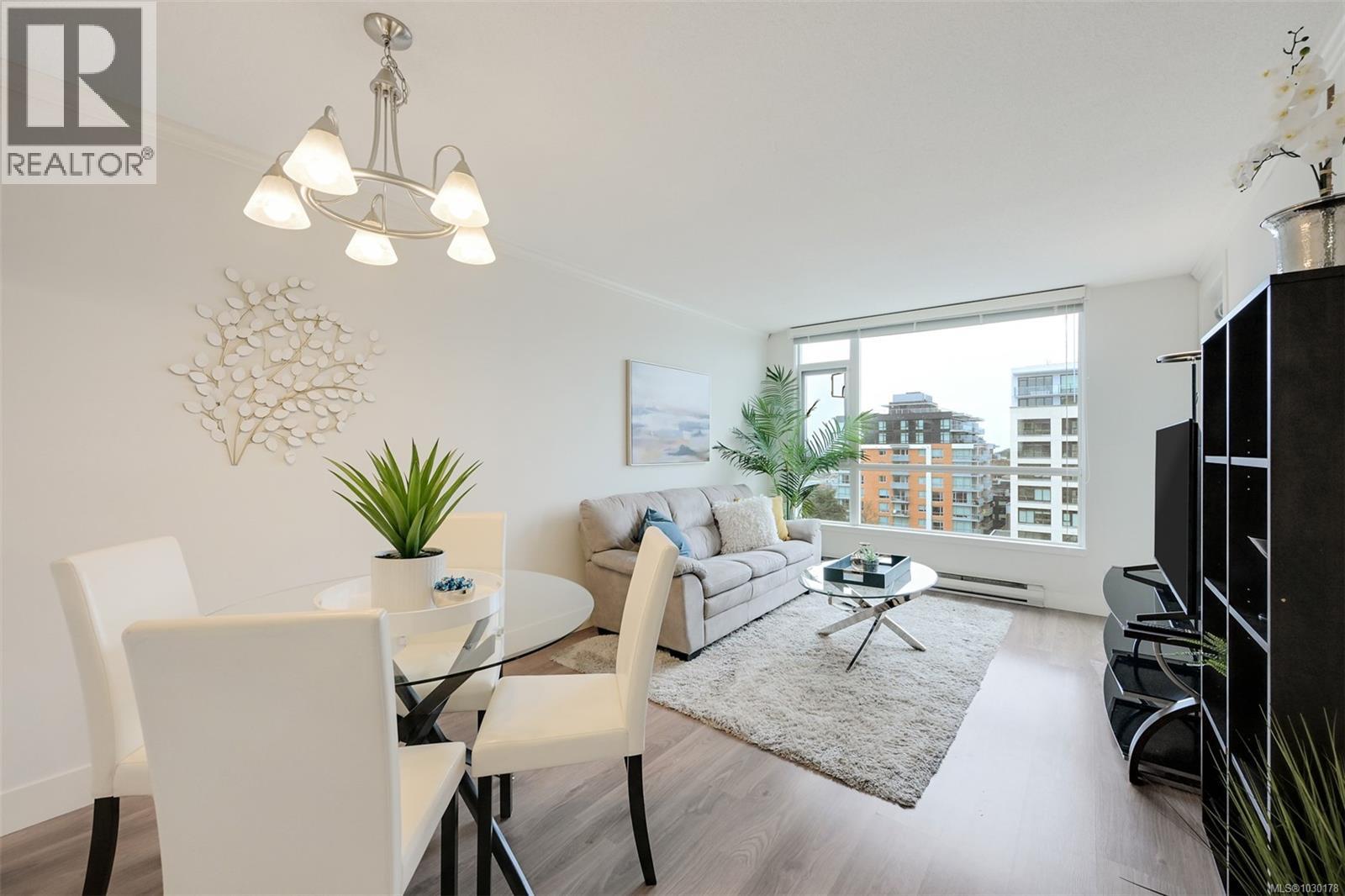 #1008 835 View St - 1