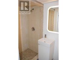 Bsmt - 42 St Dunstan Drive, Toronto, ON M1L2V5 Photo 6