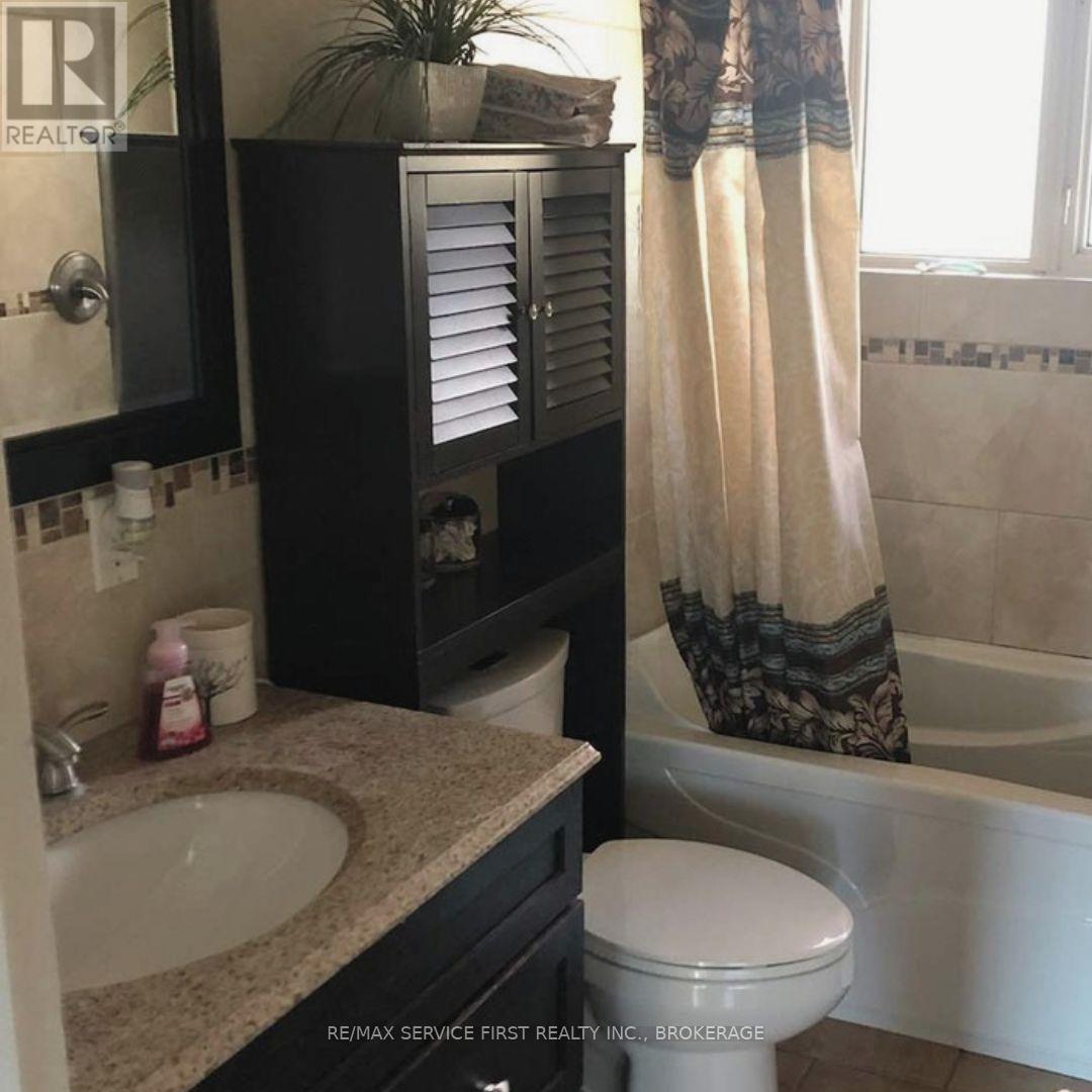 Main Floor Bathroom
