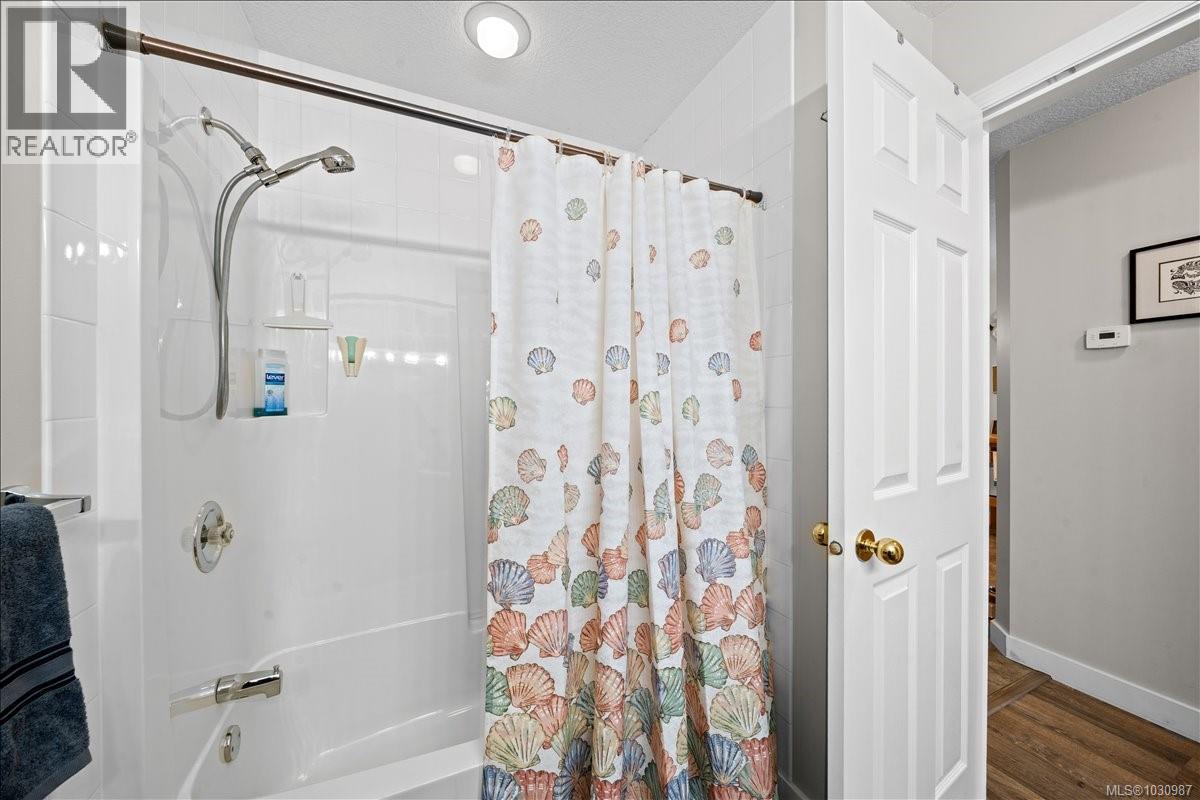 4201 KENDALL AVE - 26