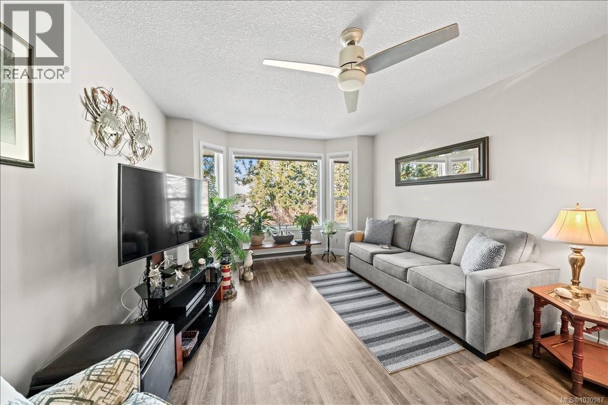 4201 KENDALL AVE - 6