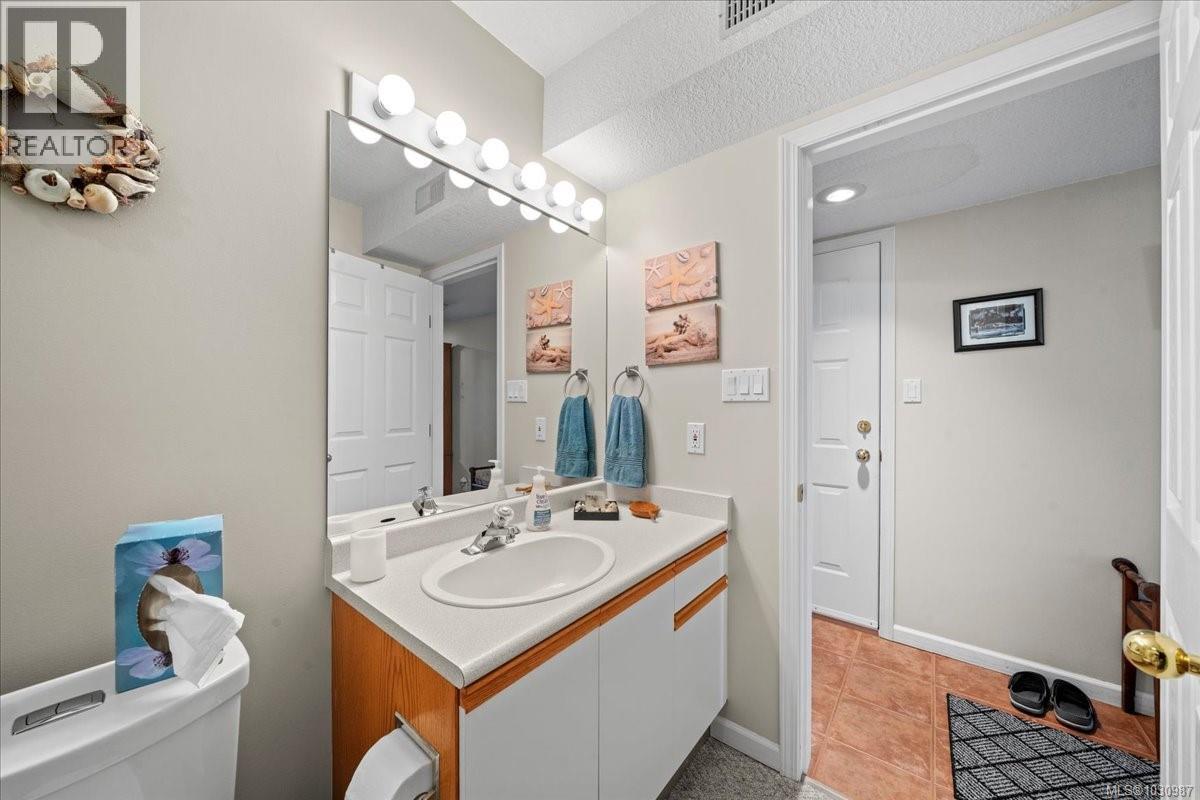 4201 KENDALL AVE - 33