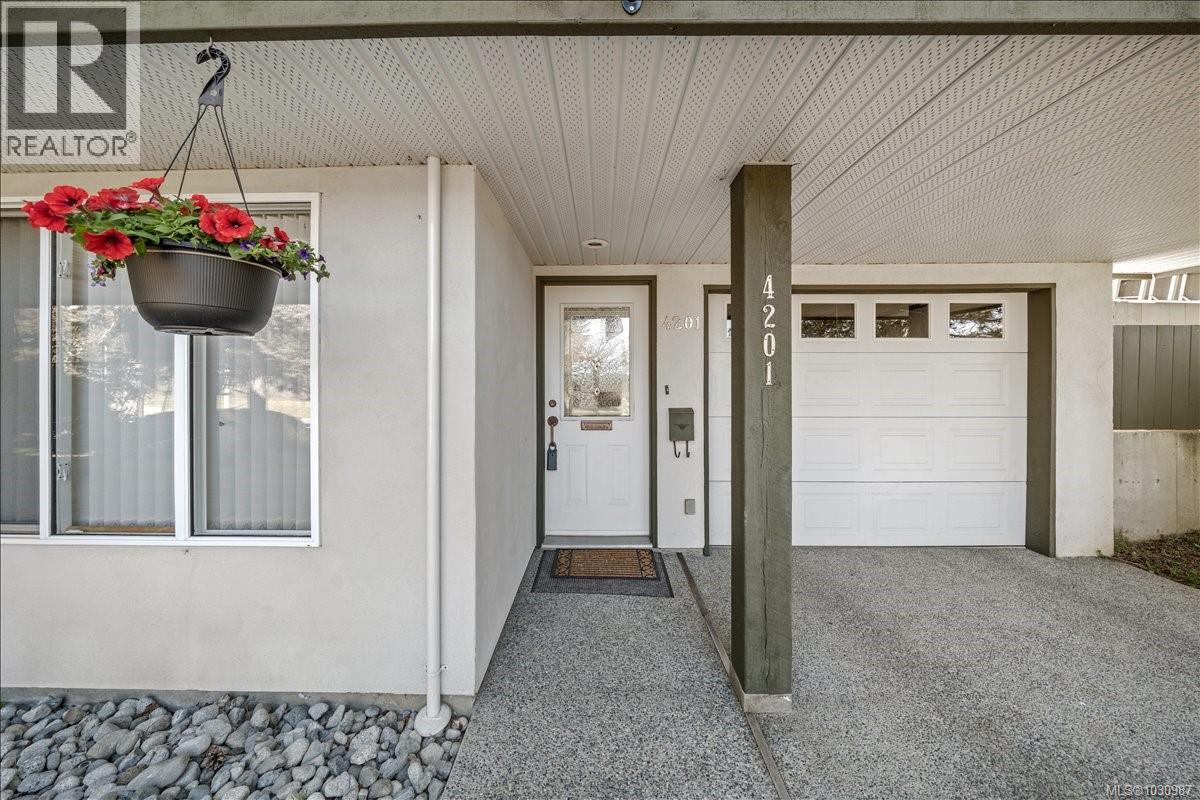 4201 KENDALL AVE - 39