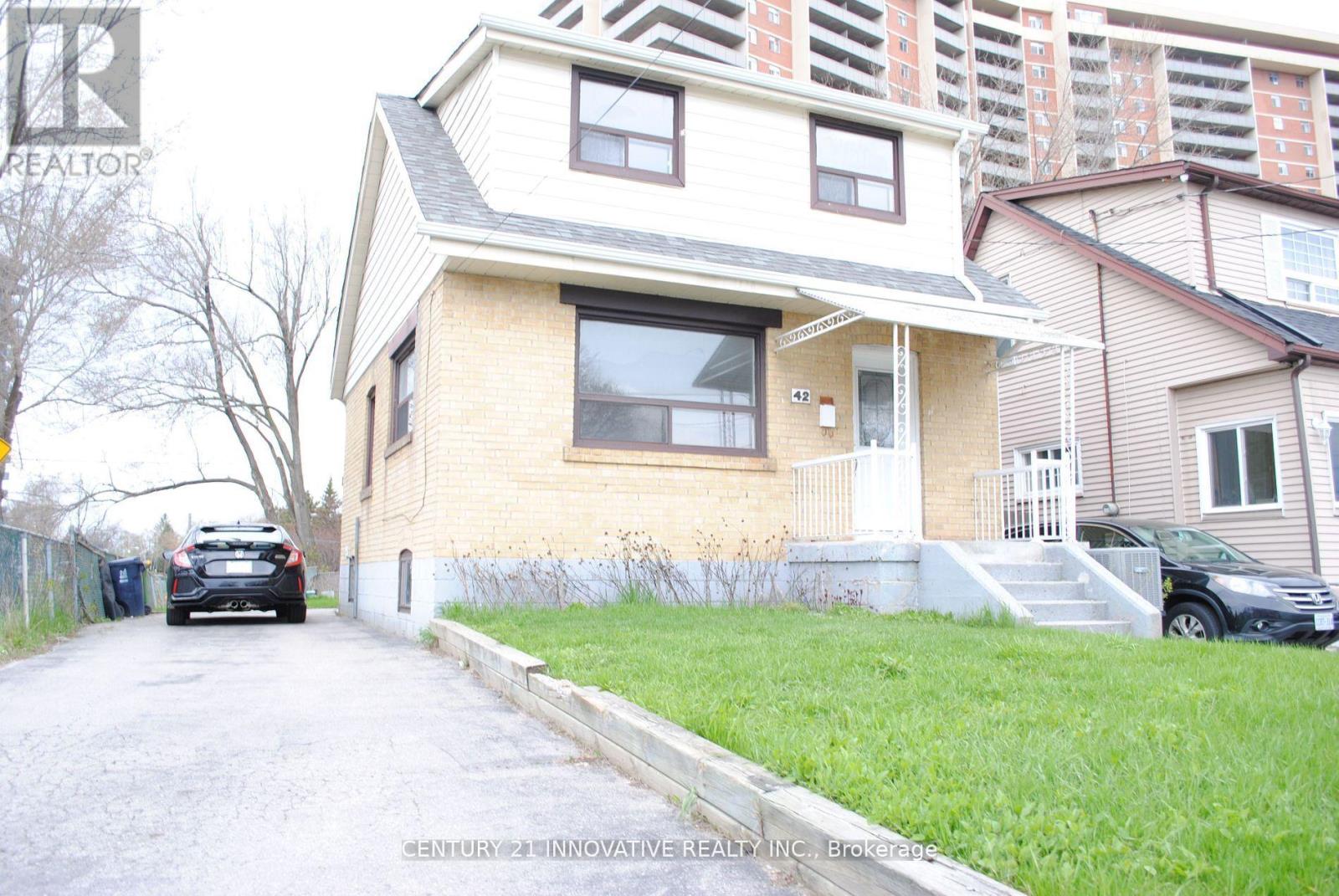 Listing photo of STUDIO - 42 ST DUNSTAN DRIVE