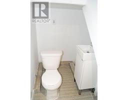 Studio - 42 St Dunstan Drive, Toronto, ON M1L2V5 Photo 6