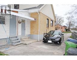 Studio - 42 St Dunstan Drive, Toronto, ON M1L2V5 Photo 8