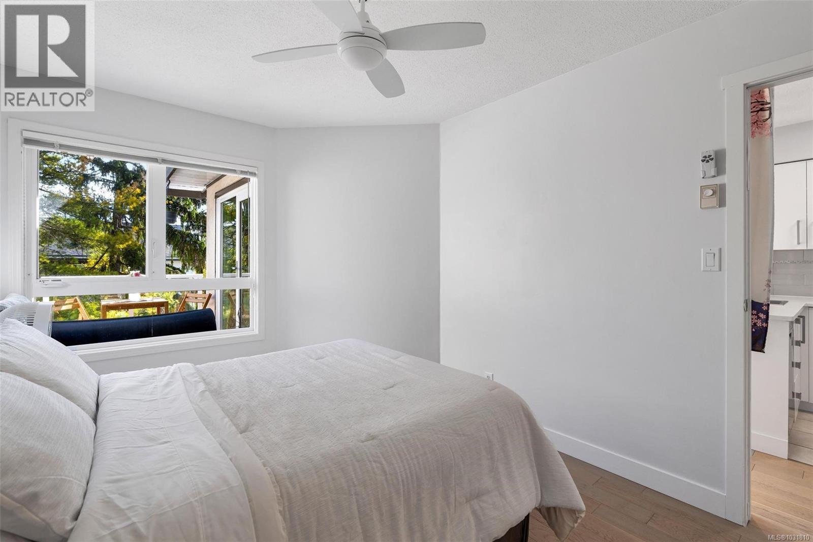 #304 2227 James White Blvd - 11