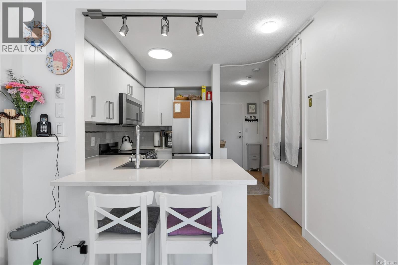 #304 2227 JAMES WHITE BLVD - 7