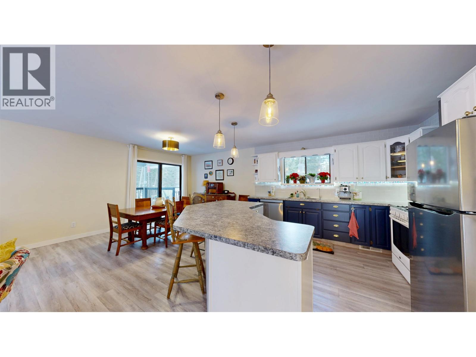 5040 HANSEN COURT - 19