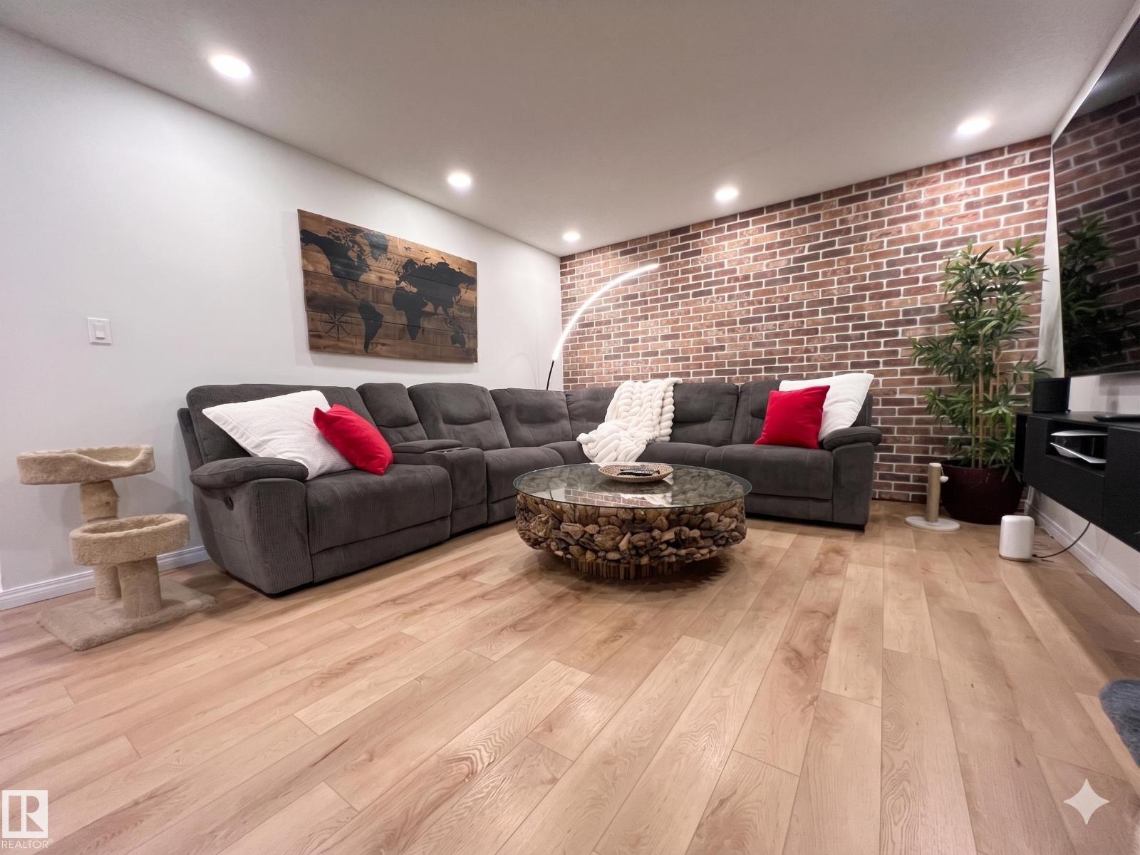 2763 COLLINS CR SW - 11