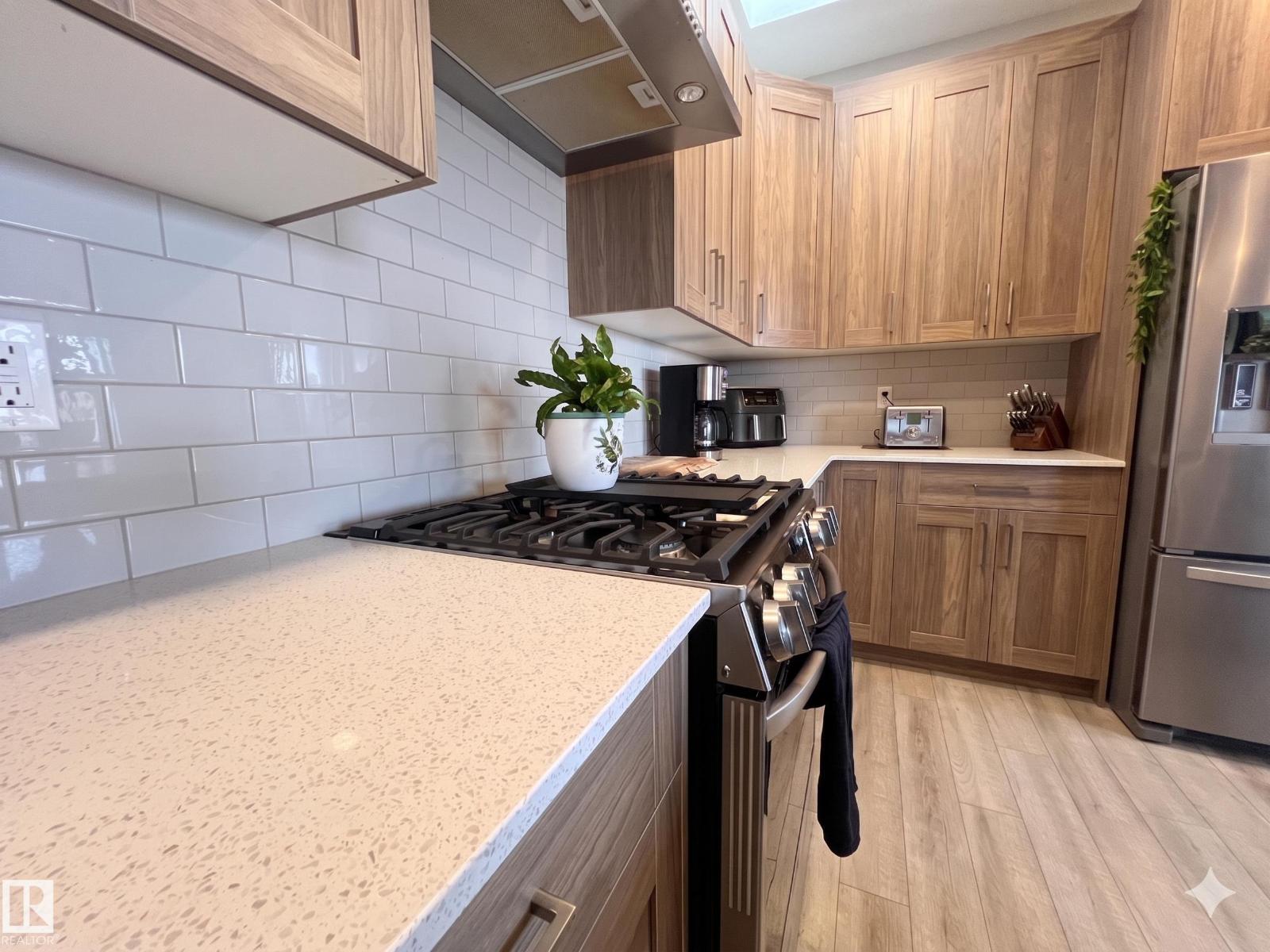 2763 COLLINS CR SW - 7