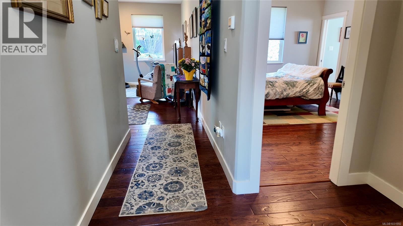 434 MOUNTAIN VIEW DR - 43