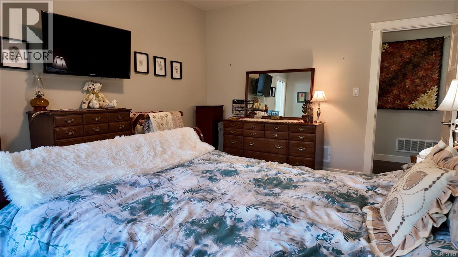 434 MOUNTAIN VIEW DR - 48