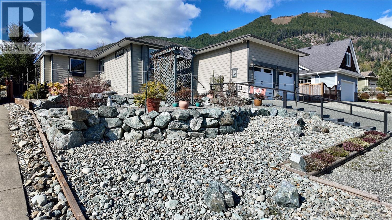 434 MOUNTAIN VIEW DR - 19