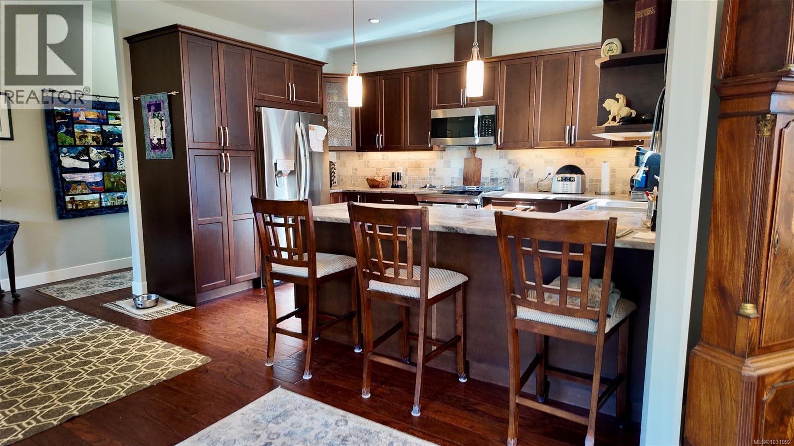 434 MOUNTAIN VIEW DR - 56