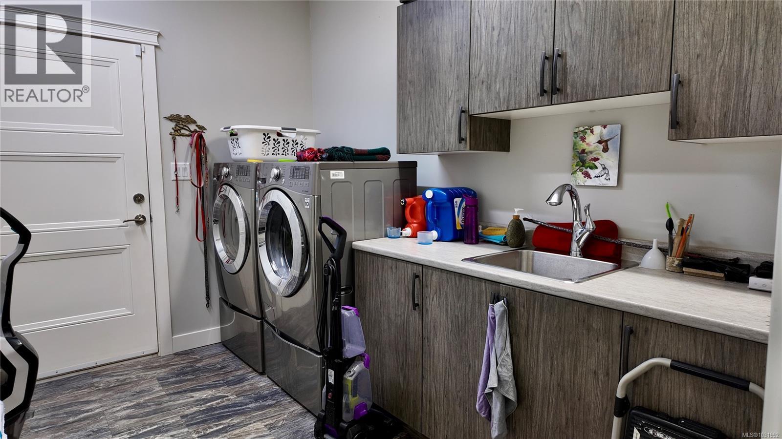 434 MOUNTAIN VIEW DR - 11