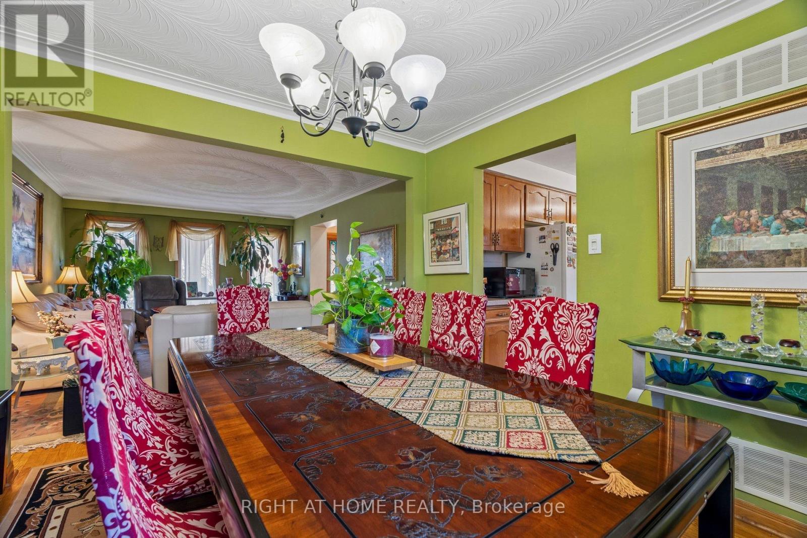 16 ASCOLDA BOULEVARD - 9