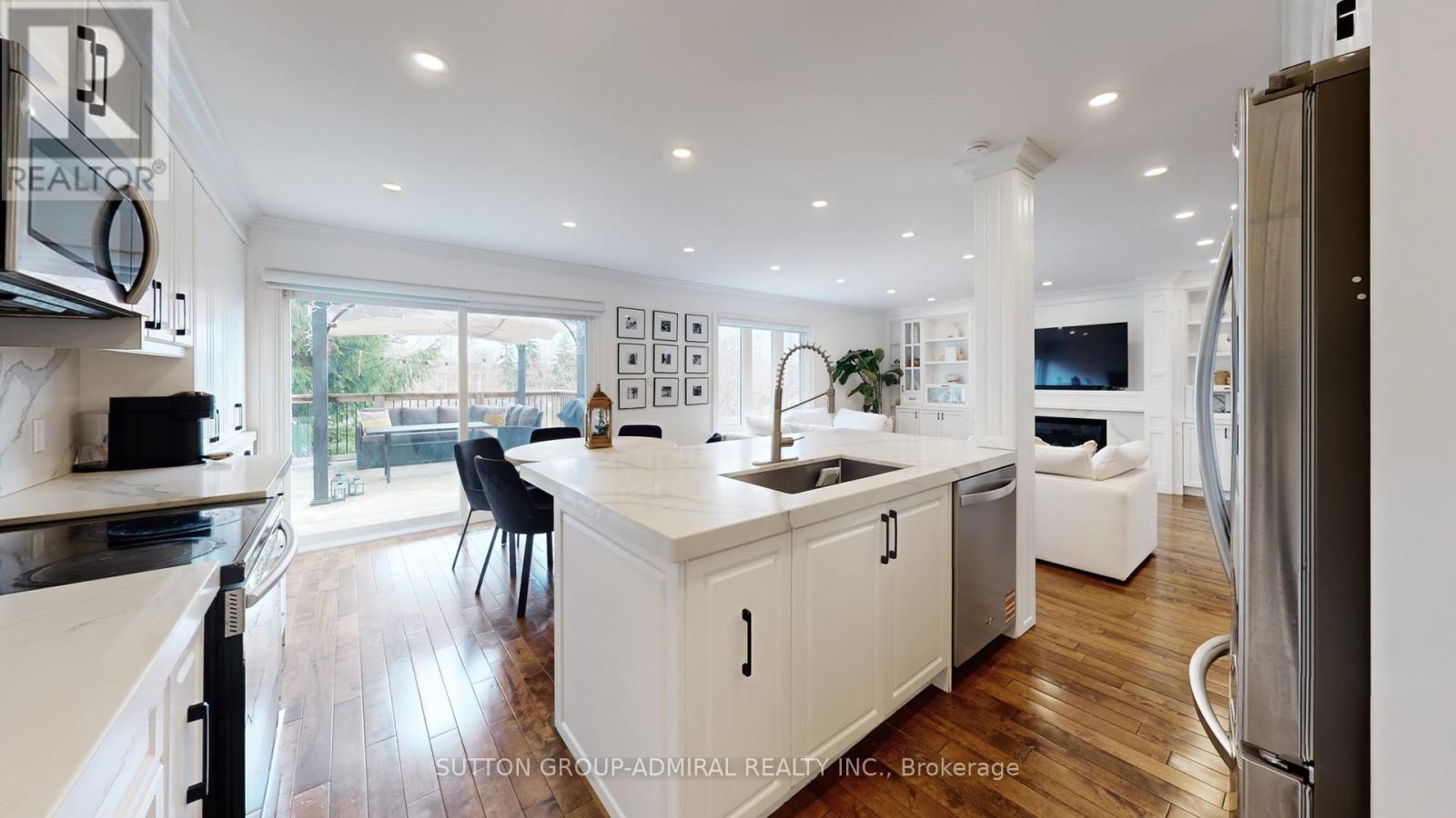 8 COLLEEN STREET - 18