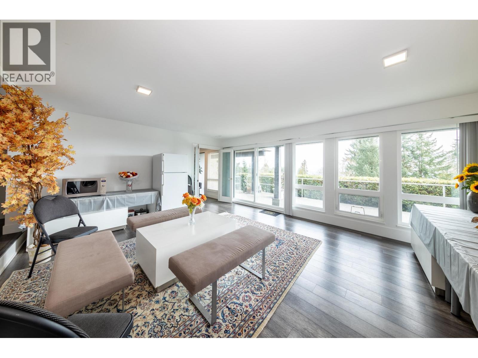 1135 GROVELAND COURT, West Vancouver