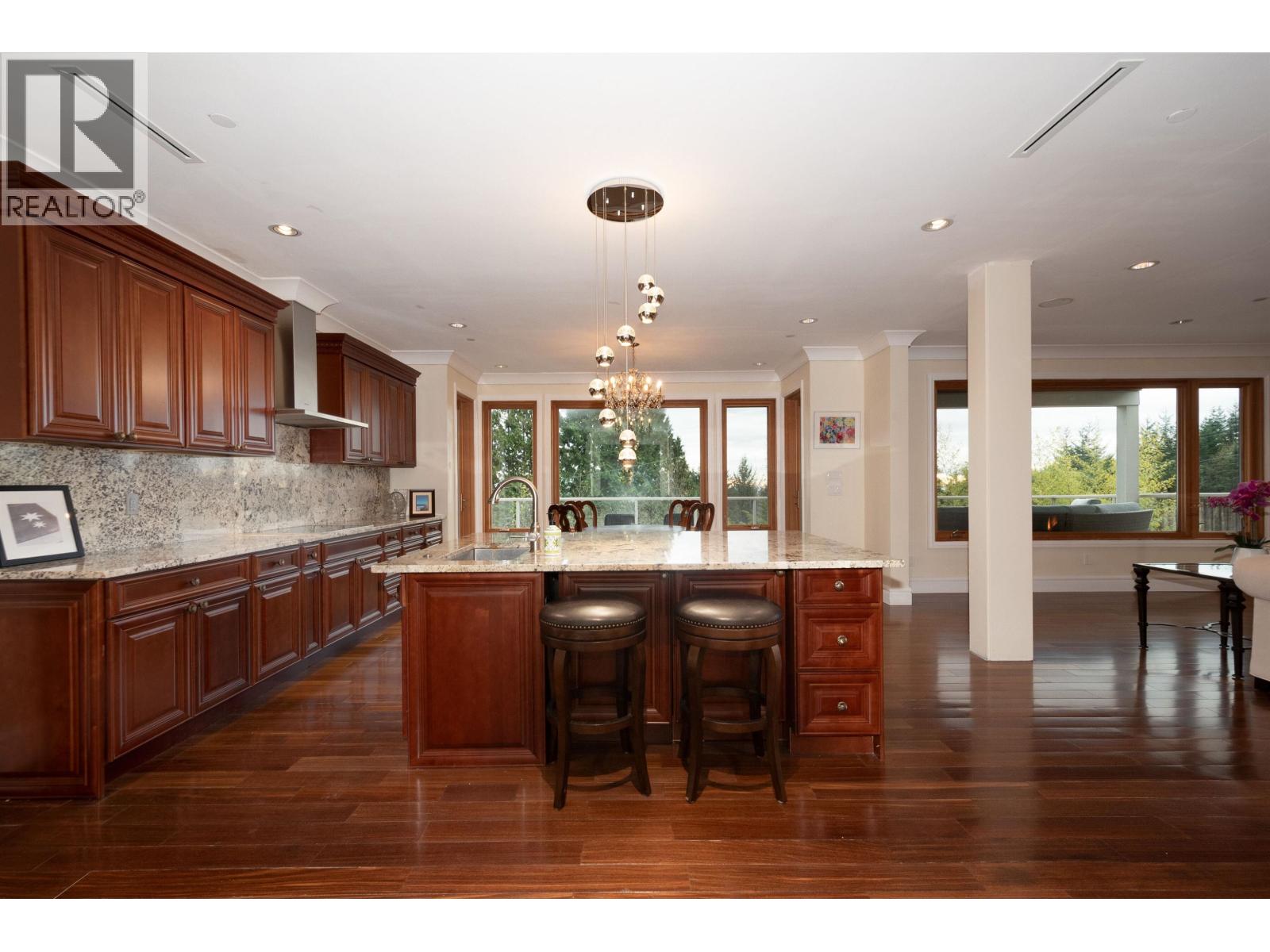 950 GREENWOOD ROAD, West Vancouver