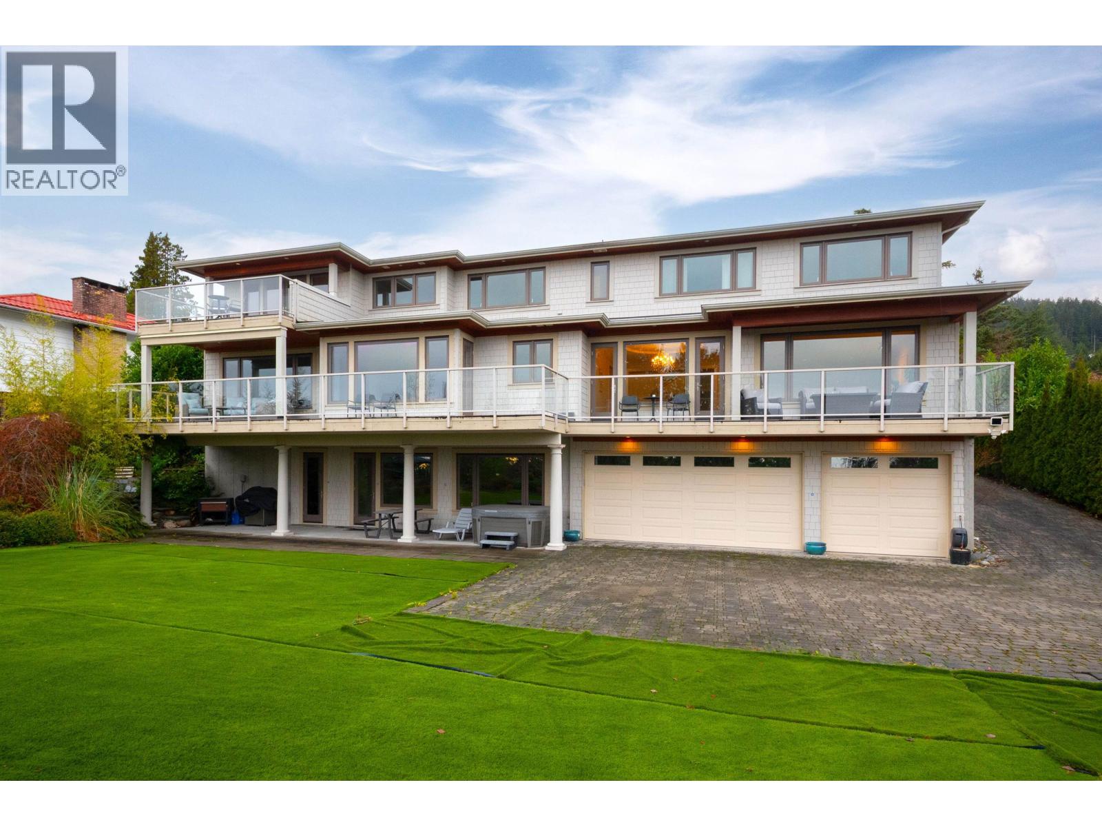 950 GREENWOOD ROAD, West Vancouver
