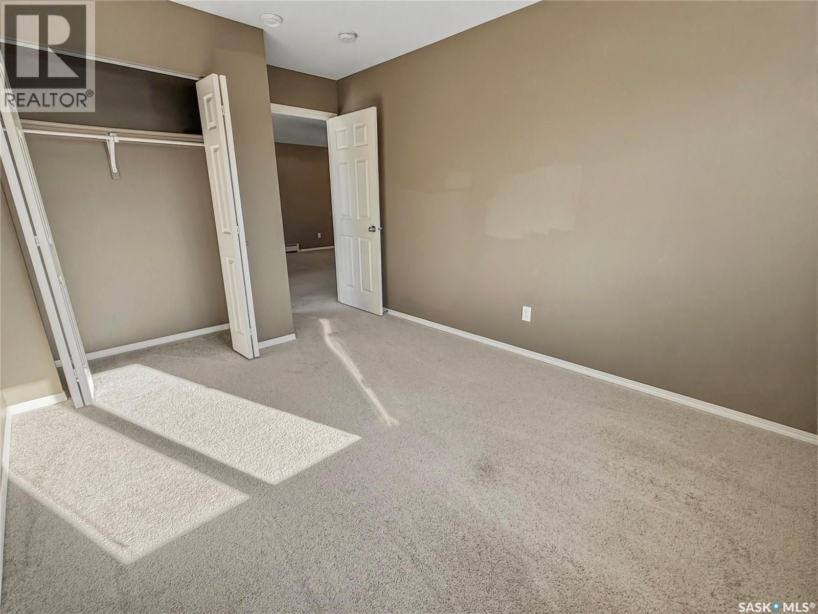 113 825 Gladstone STREET E — photo 11