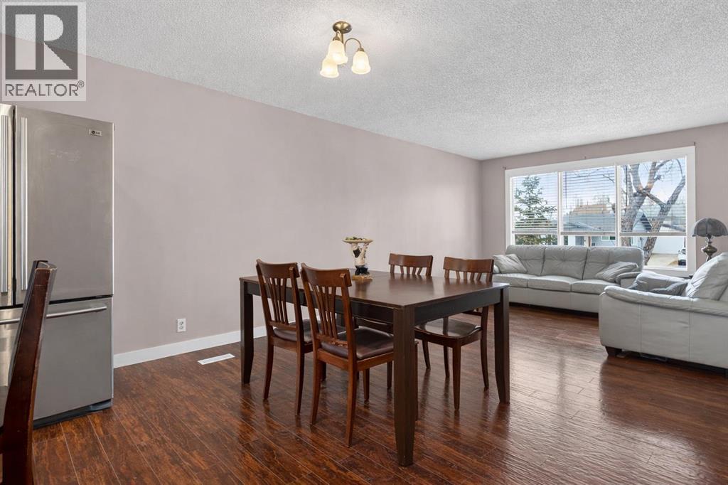 Single Family House Bi-level for Sale in  Fallingworth Court NE Falconridge Calgary 