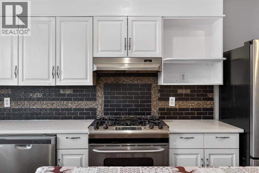 Single Family House Bi-level for Sale in  Fallingworth Court NE Falconridge Calgary 