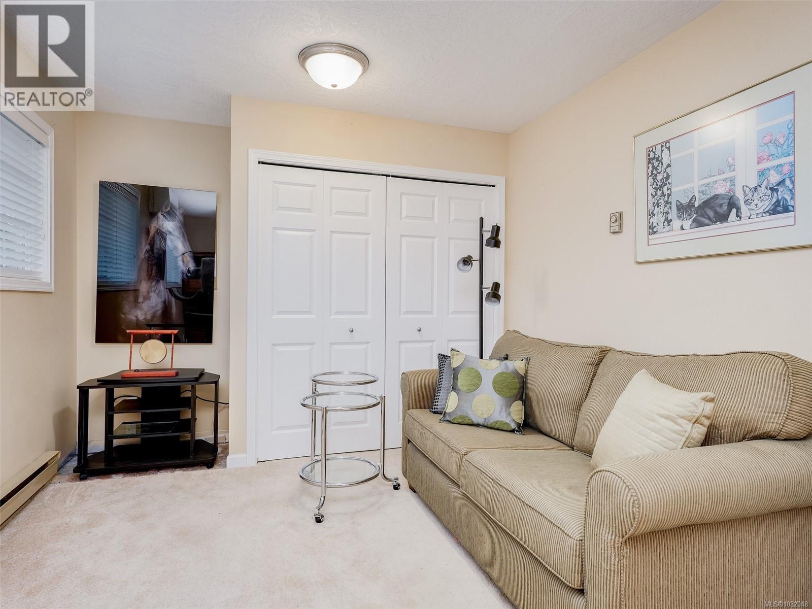 9907 GALARAN RD - 15