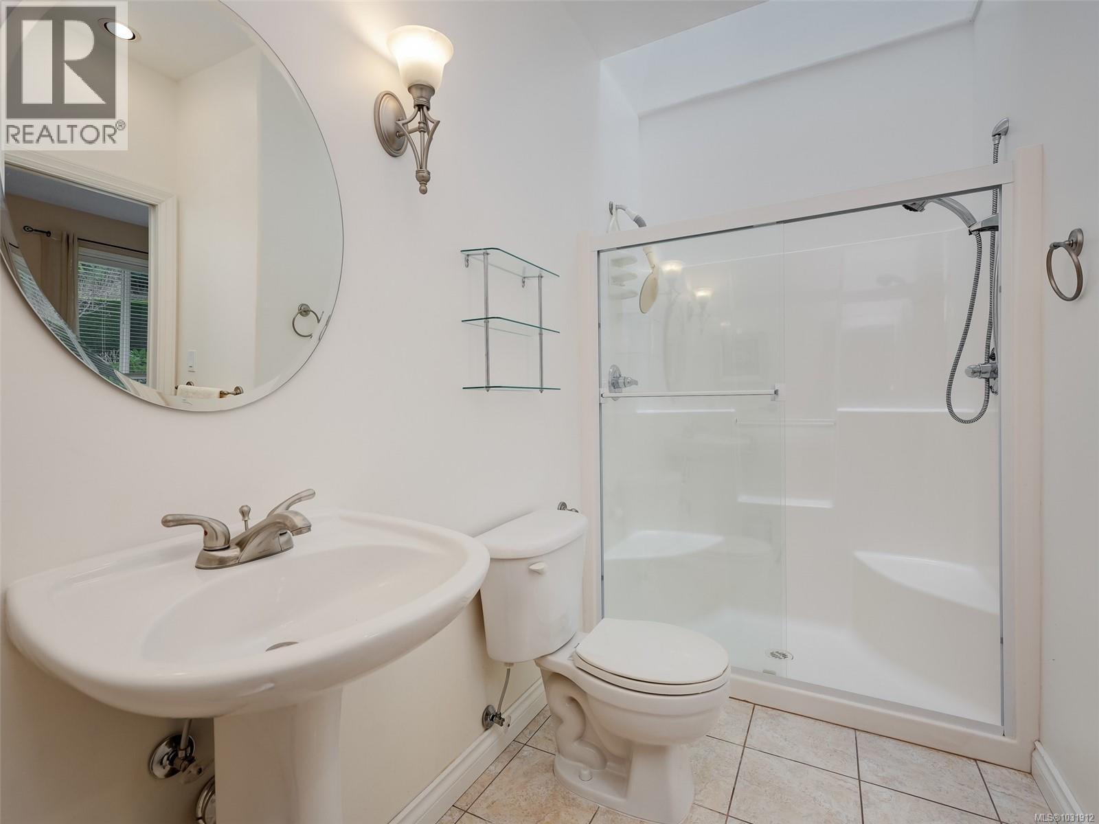 1668 CRESSWELL DR - 23