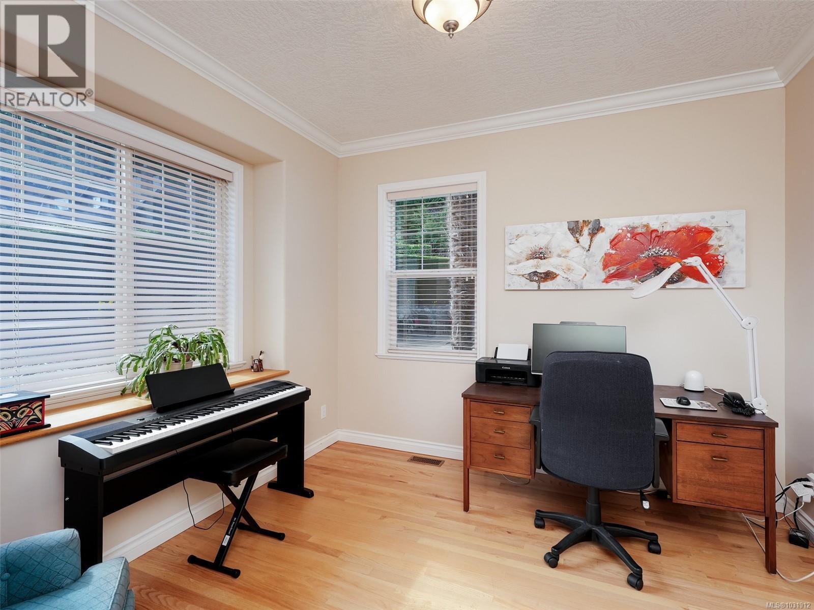 1668 CRESSWELL DR - 4