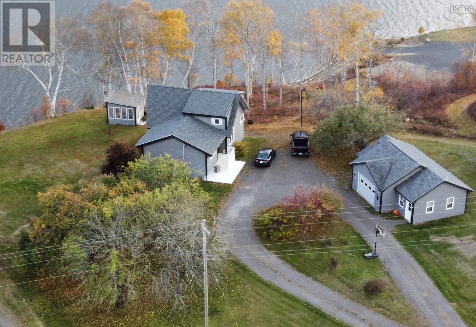 Property photo of 16147 316 Highway